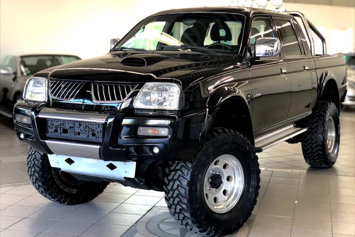 Mitsubishi L200